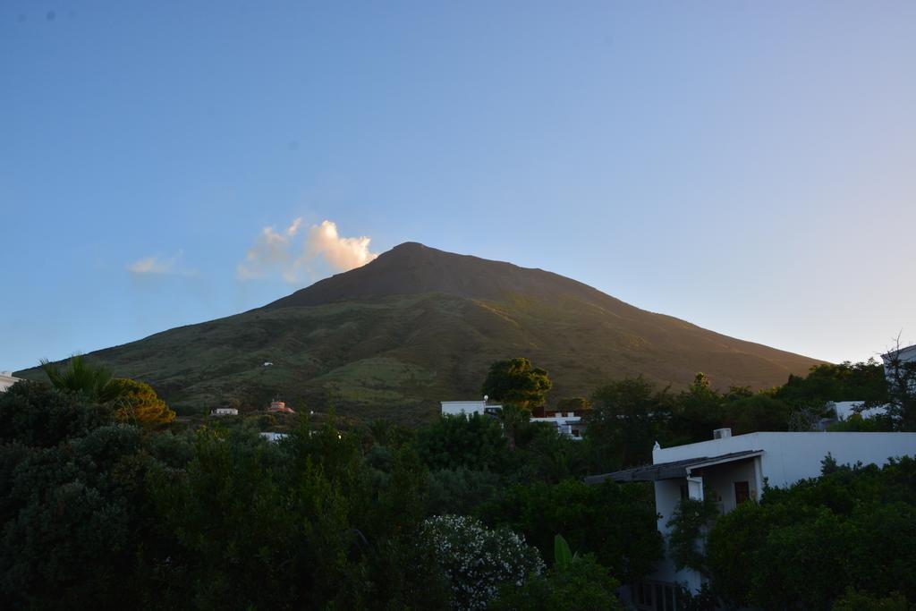 Il Gabbiano Relais In Stromboli Aparthotel Kültér fotó