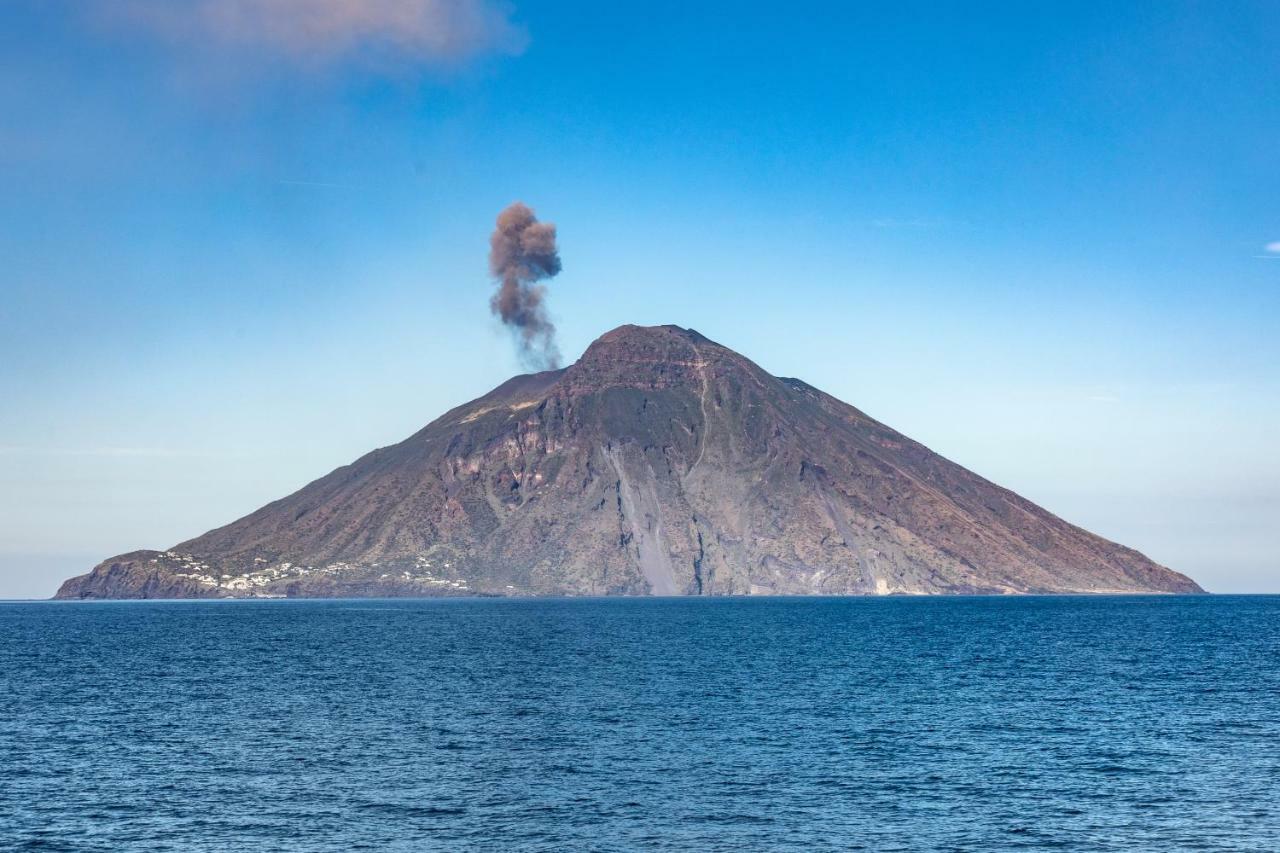 Il Gabbiano Relais In Stromboli Aparthotel Kültér fotó